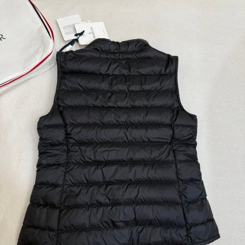 全新Moncler霧面Liane黑色立領可收納式羽絨背心上衣-1