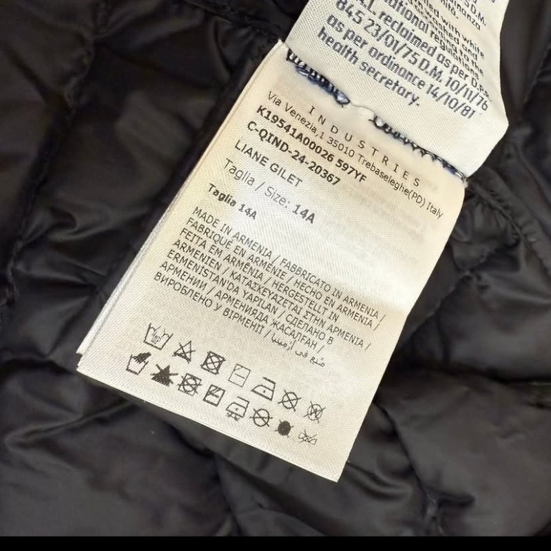 全新Moncler霧面Liane黑色立領可收納式羽絨背心上衣-4