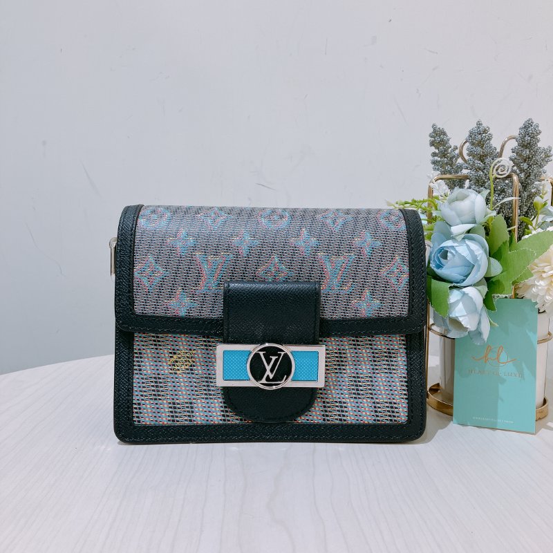 TK1969 Louis Vuitton 路易威登翻蓋式肩帶包包 Dauphine Mini Shoulder Bag Canvas x Calf-0