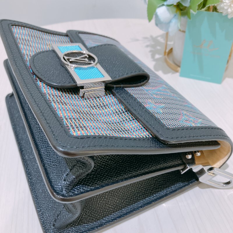 TK1969 Louis Vuitton 路易威登翻蓋式肩帶包包 Dauphine Mini Shoulder Bag Canvas x Calf-7
