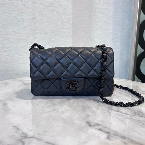 Chanel 銀黑羊皮銀黑釦Mini Cf20 斜背包