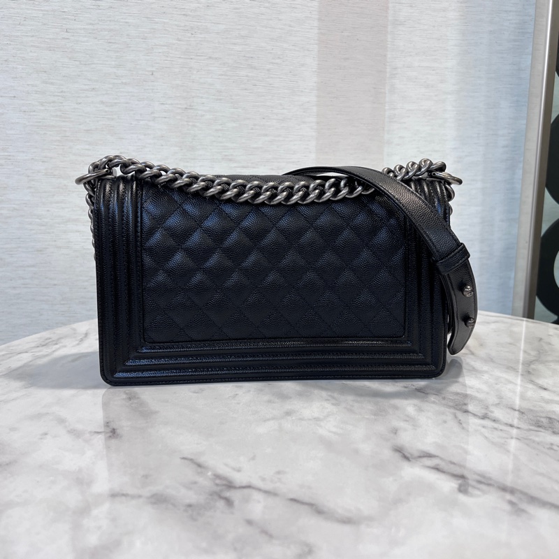 Chanel 黑荔枝牛皮霧銀釦Boy25肩斜背包-1