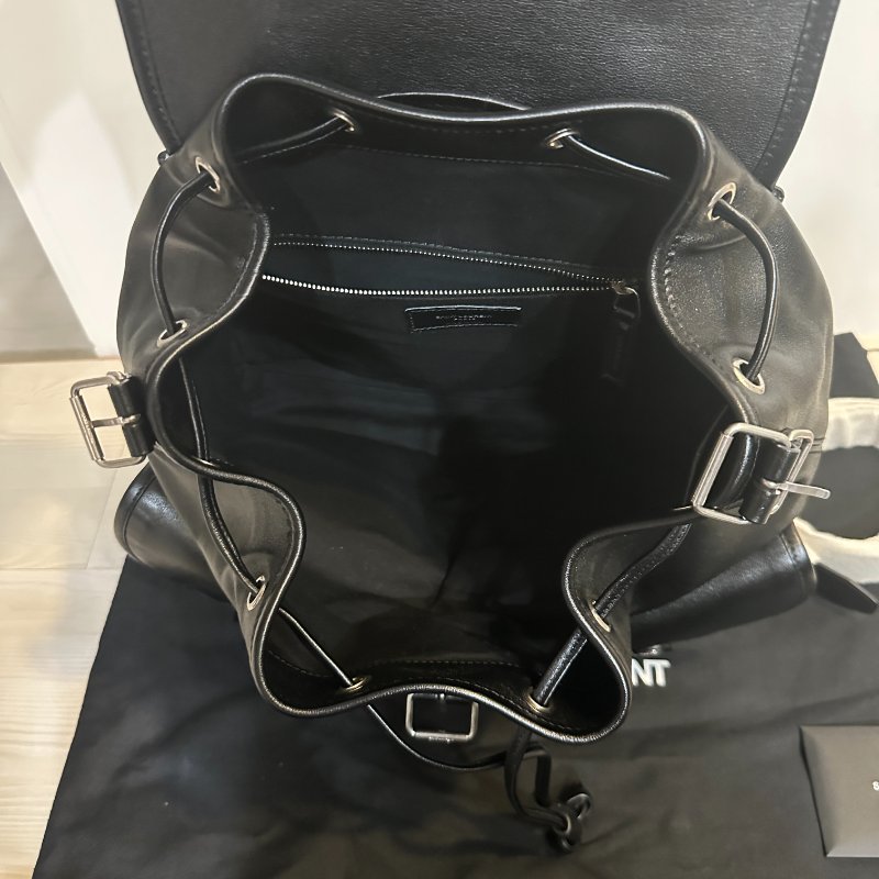SAINT LAURENT 真皮後背包｜全新未使用｜黑色經典款｜附原廠配件✨-2