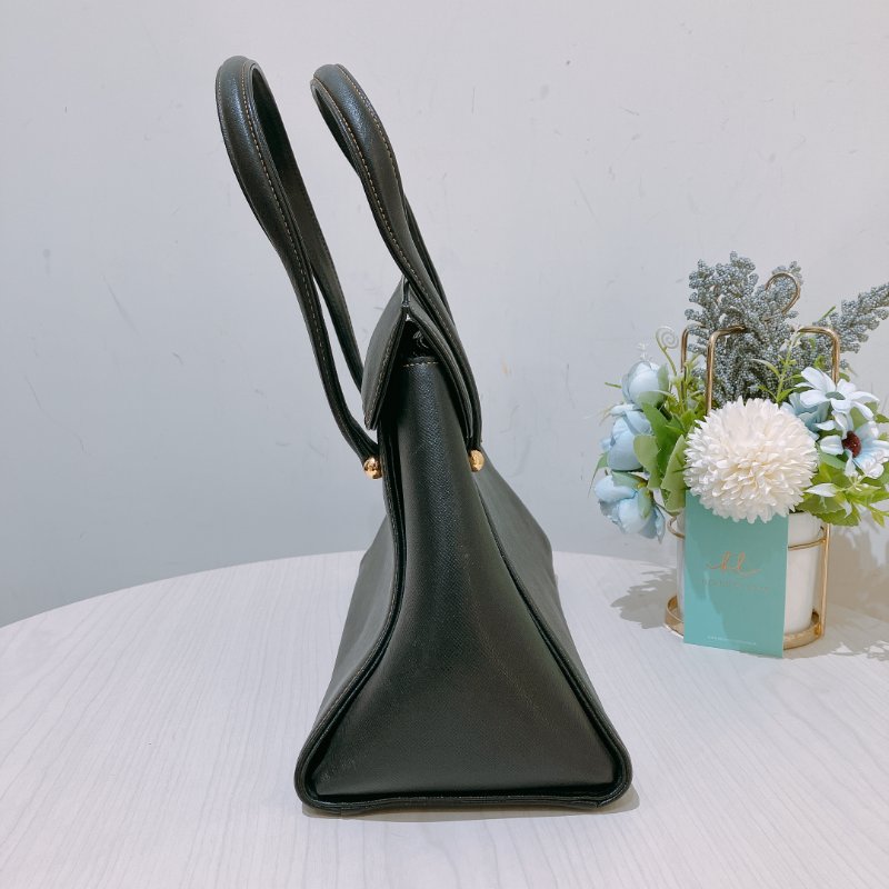 TK1973 Valentino 范倫鐵諾復古翻蓋式手拿包包 Vintage Handle Bag Calfskin Black x GHW-2