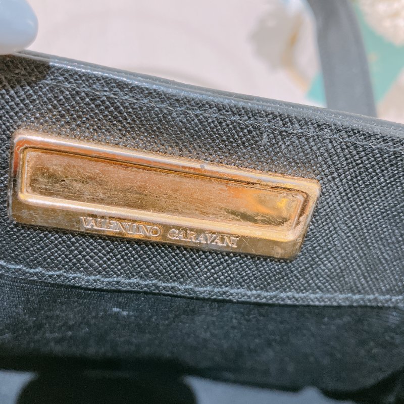 TK1973 Valentino 范倫鐵諾復古翻蓋式手拿包包 Vintage Handle Bag Calfskin Black x GHW-27