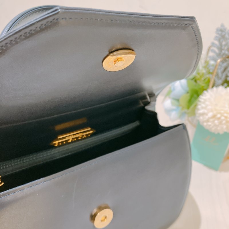 TK1974 Givenchy 紀梵希復古翻蓋式兩用包包 Vintage Circle Logo 2 Way Bag Calfskin Navy x GHW #1300875 1283577(80%New) (N/A)-14