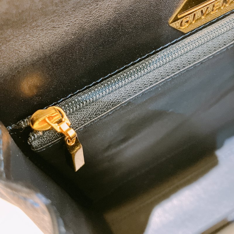 TK1974 Givenchy 紀梵希復古翻蓋式兩用包包 Vintage Circle Logo 2 Way Bag Calfskin Navy x GHW #1300875 1283577(80%New) (N/A)-18