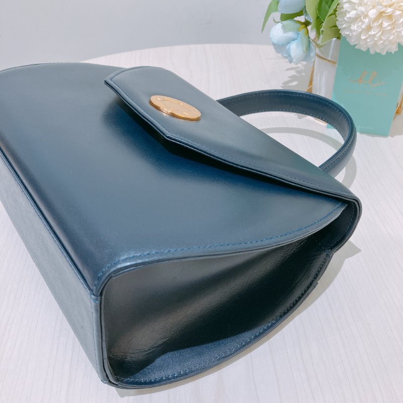 TK1974 Givenchy 紀梵希復古翻蓋式兩用包包 Vintage Circle Logo 2 Way Bag Calfskin Navy x GHW #1300875 1283577(80%New) (N/A)-25