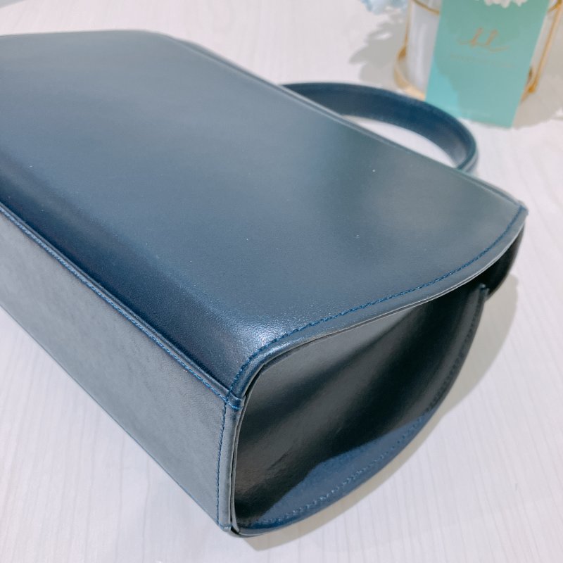 TK1974 Givenchy 紀梵希復古翻蓋式兩用包包 Vintage Circle Logo 2 Way Bag Calfskin Navy x GHW #1300875 1283577(80%New) (N/A)-27