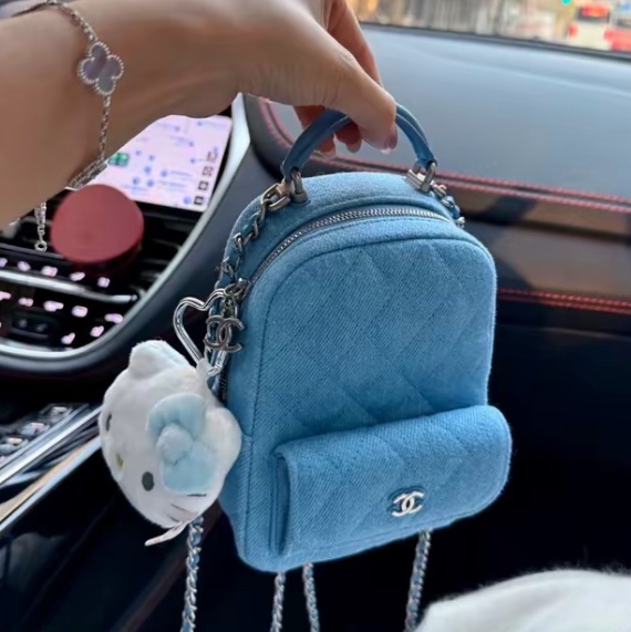 夏日必備Tiffany Blue Chanel 24C mini backpack-8