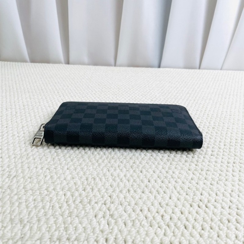 LV 路易威登  Zippy黑色格長款拉鍊對折錢包  拉鍊設計 內部空間大 卡位多實用性強-2
