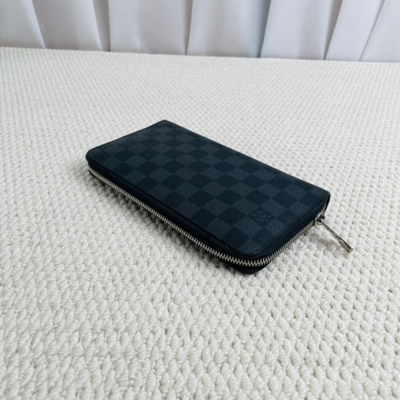 LV 路易威登  Zippy黑色格長款拉鍊對折錢包  拉鍊設計 內部空間大 卡位多實用性強-4