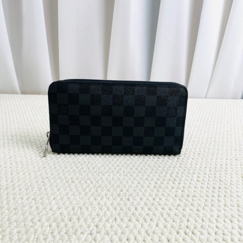 LV 路易威登  Zippy黑色格長款拉鍊對折錢包  拉鍊設計 內部空間大 卡位多實用性強-6