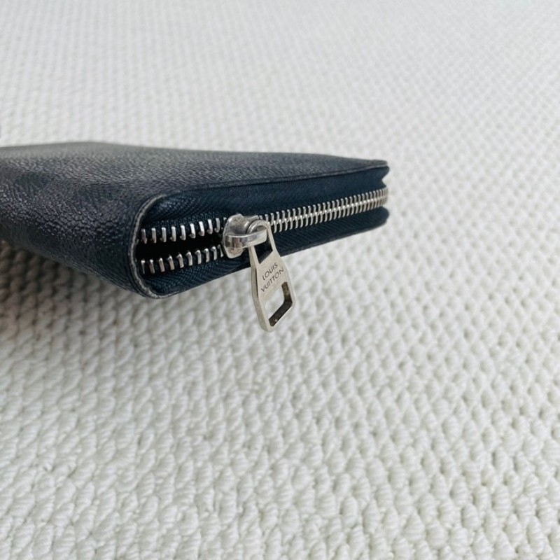 LV 路易威登  Zippy黑色格長款拉鍊對折錢包  拉鍊設計 內部空間大 卡位多實用性強-12