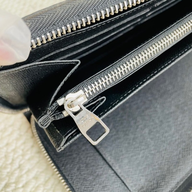 LV 路易威登  Zippy黑色格長款拉鍊對折錢包  拉鍊設計 內部空間大 卡位多實用性強-14