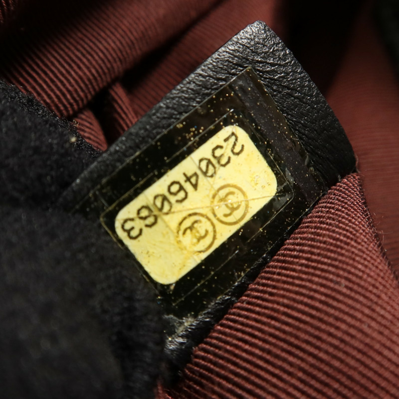 CHANEL 羊皮皮革Clutch銀扣手拿包-5