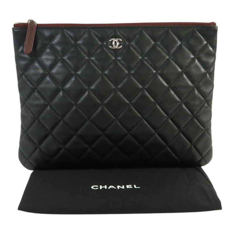 CHANEL 羊皮皮革Clutch銀扣手拿包-8