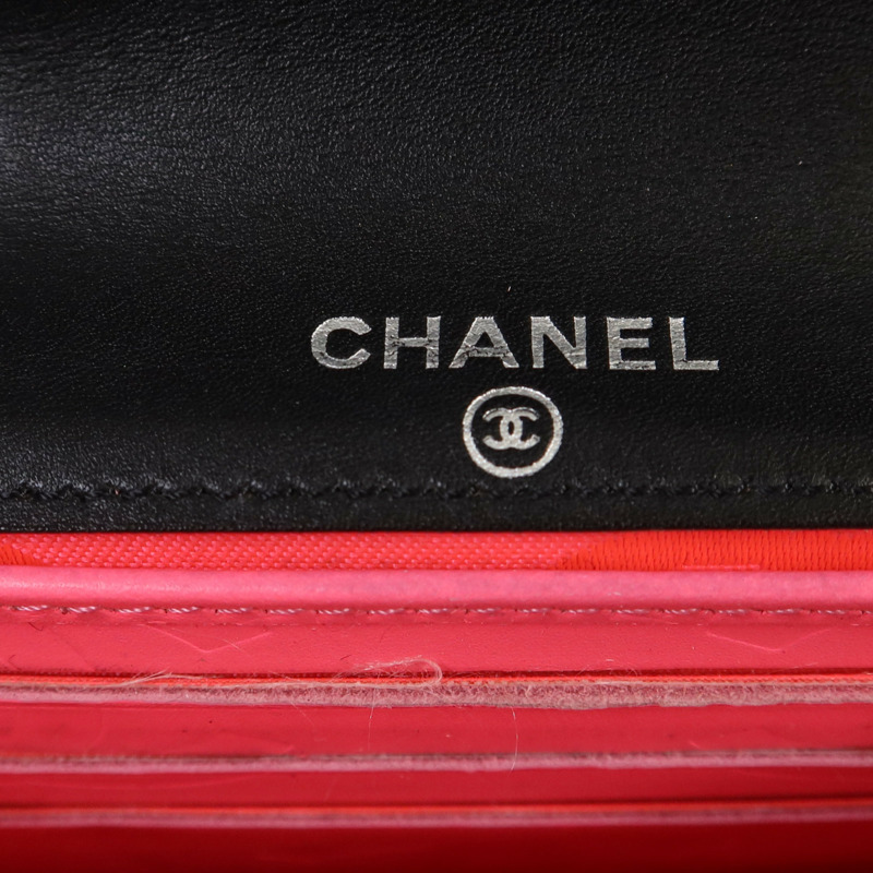 CHANEL 牛皮皮革Cambon Compact Wallet銀扣錢包-6