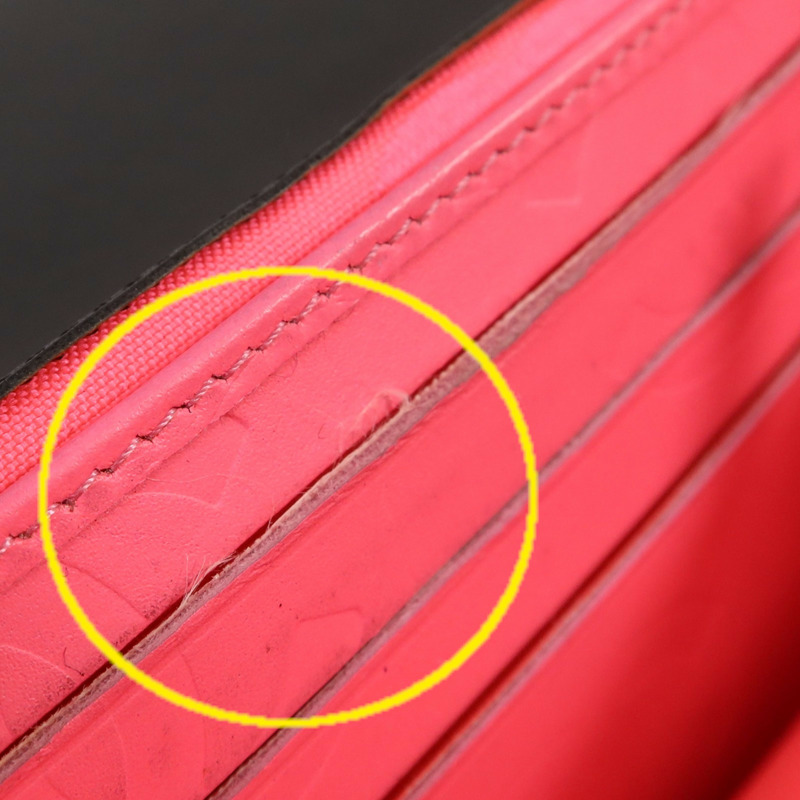 CHANEL 牛皮皮革Cambon Compact Wallet銀扣錢包-19