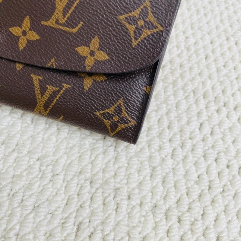 LV 路易威登 經典老花長款翻蓋紅豆豆錢包 內裡豐富 實用性強-10