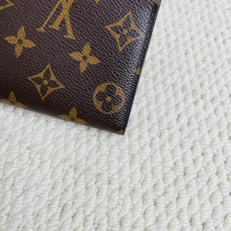 LV 路易威登 經典老花長款翻蓋紅豆豆錢包 內裡豐富 實用性強-12