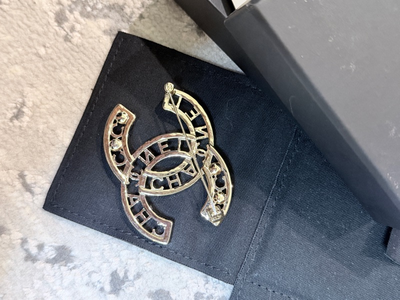 CHANEL香奈兒COCO標誌胸針 淡金-3