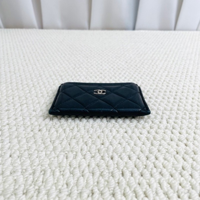 Chanel 香奈兒 25開 黑色小羊皮卡包 經典菱格紋 日常通勤出門都很實用-2