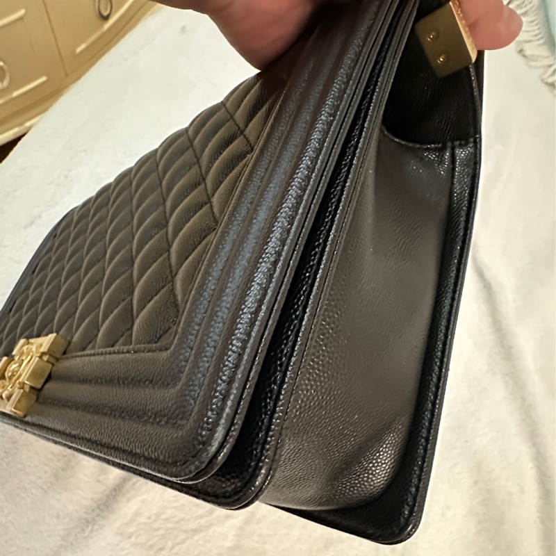 Boy Chanel 黑金 28cm 粒紋小牛皮-7