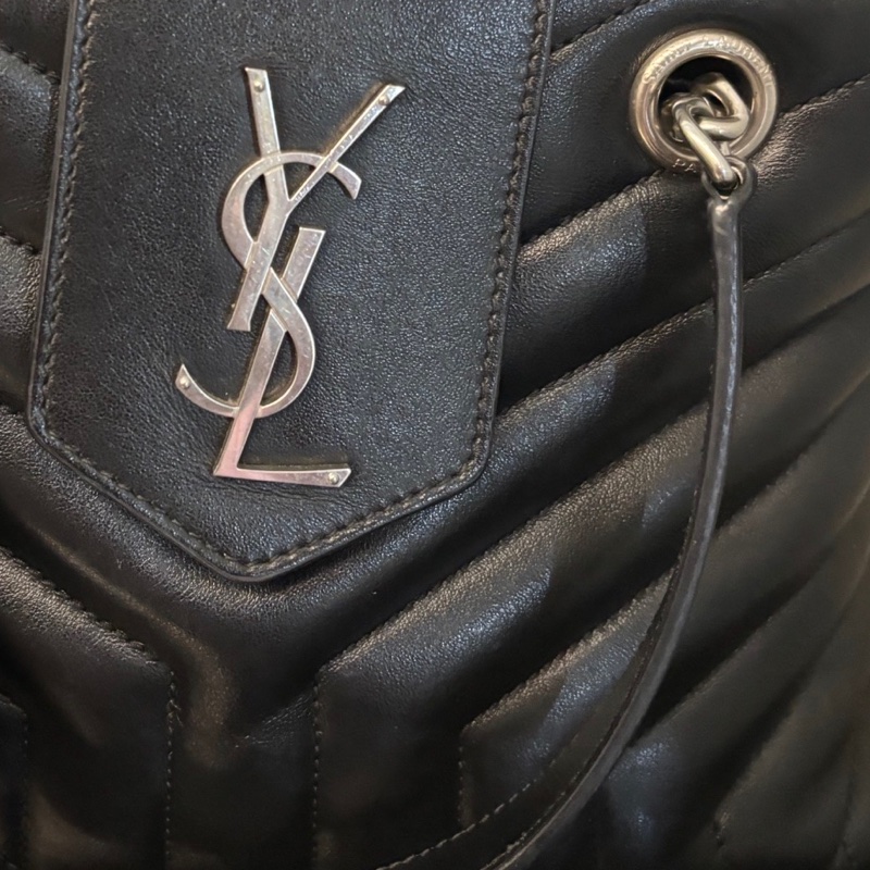 SAINT LAURENT YSL-小款水桶包 LOULOU-9