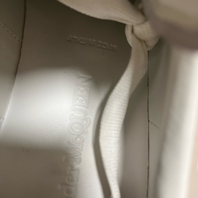 Alexander McQueen 麥坤經典白鞋 配淡粉色-5