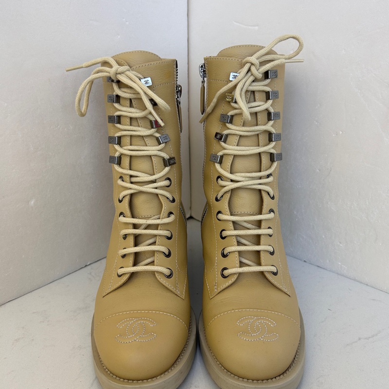 Chanel香奈兒馬丁靴、短靴 米黃色 尺碼：35.5碼 無附件-1