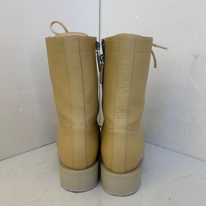 Chanel香奈兒馬丁靴、短靴 米黃色 尺碼：35.5碼 無附件-2