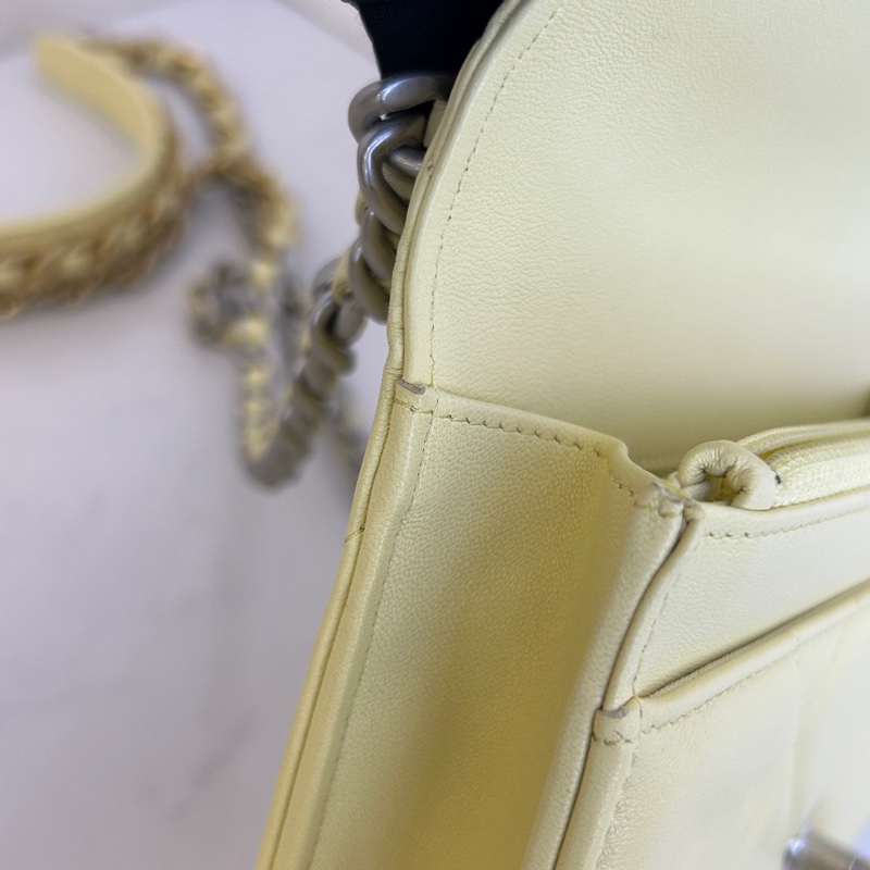 Chanel 香奈兒19bag woc 小雞黃銀扣鏈條包 芯片款 無附件-9