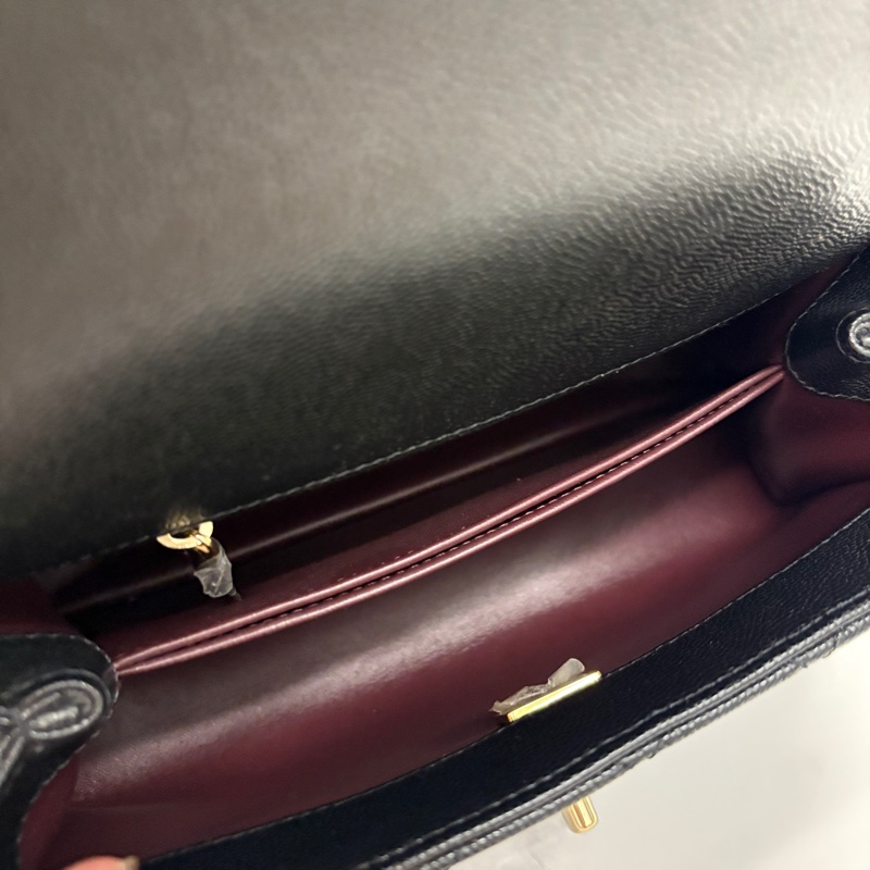 Chanel 香奈兒 coco handle 黑金 附購證 少用9成新-9