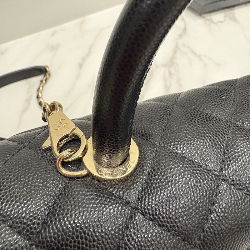 Chanel 香奈兒 coco handle 黑金 附購證 少用9成新-10