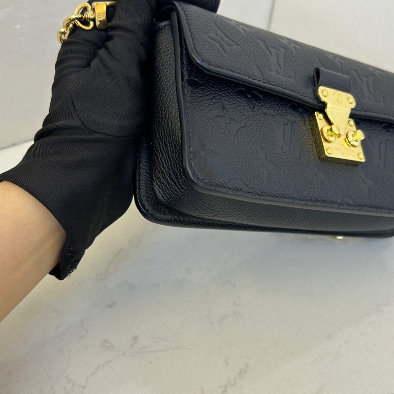  Lv路易威登牛皮小郵差鏈條包 芯片款 21cm 附件：塵袋-2