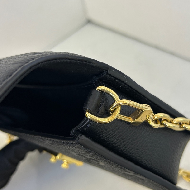  Lv路易威登牛皮小郵差鏈條包 芯片款 21cm 附件：塵袋-5