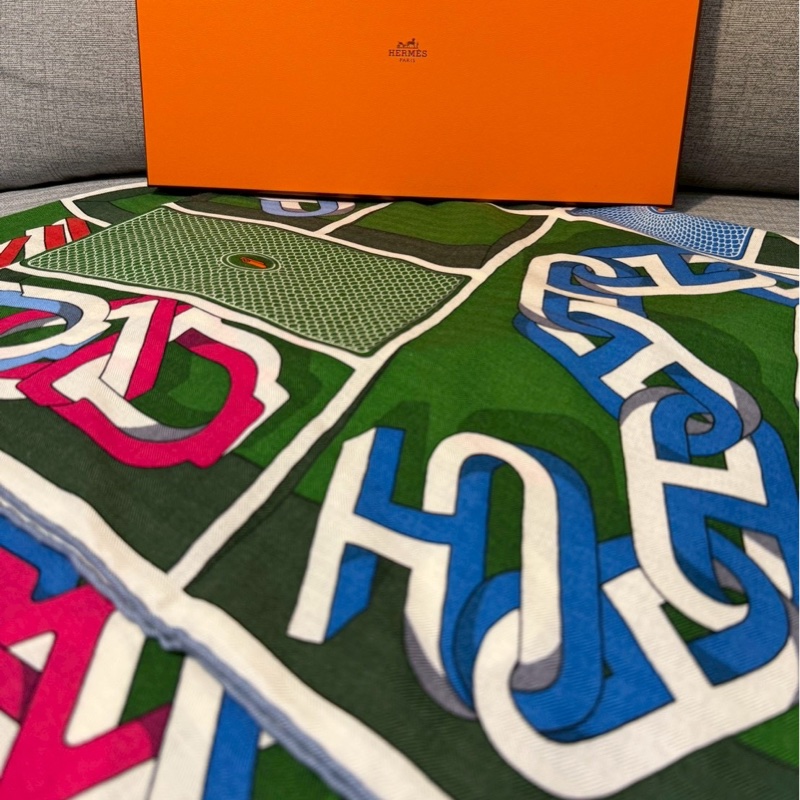Hermes 100*100絲巾-0