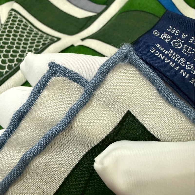 Hermes 100*100絲巾-4