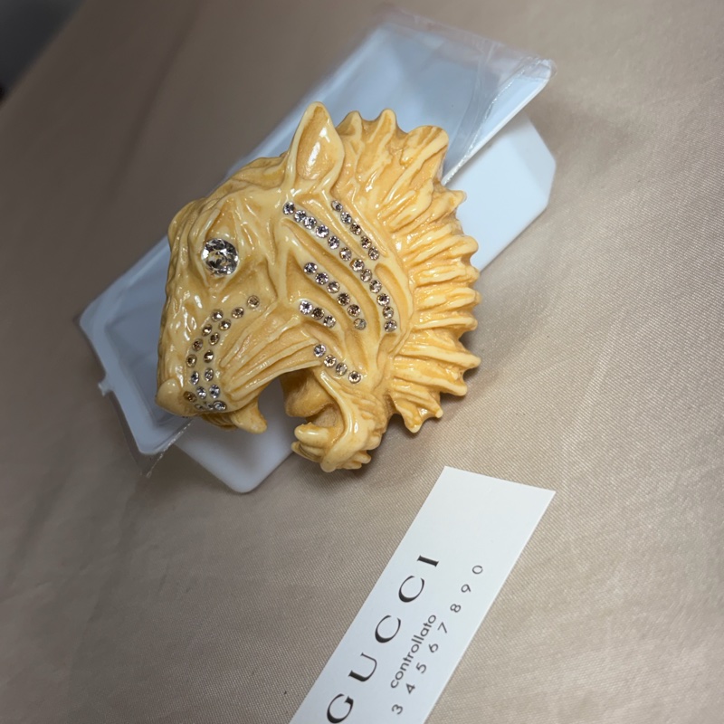 🐯全新閒置 Gucci 古馳 大虎頭鑲鑽 胸針 別針-1