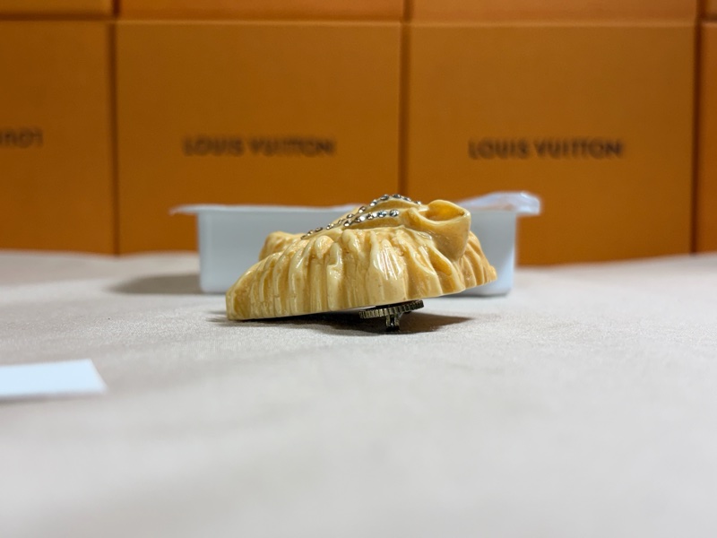 🐯全新閒置 Gucci 古馳 大虎頭鑲鑽 胸針 別針-6