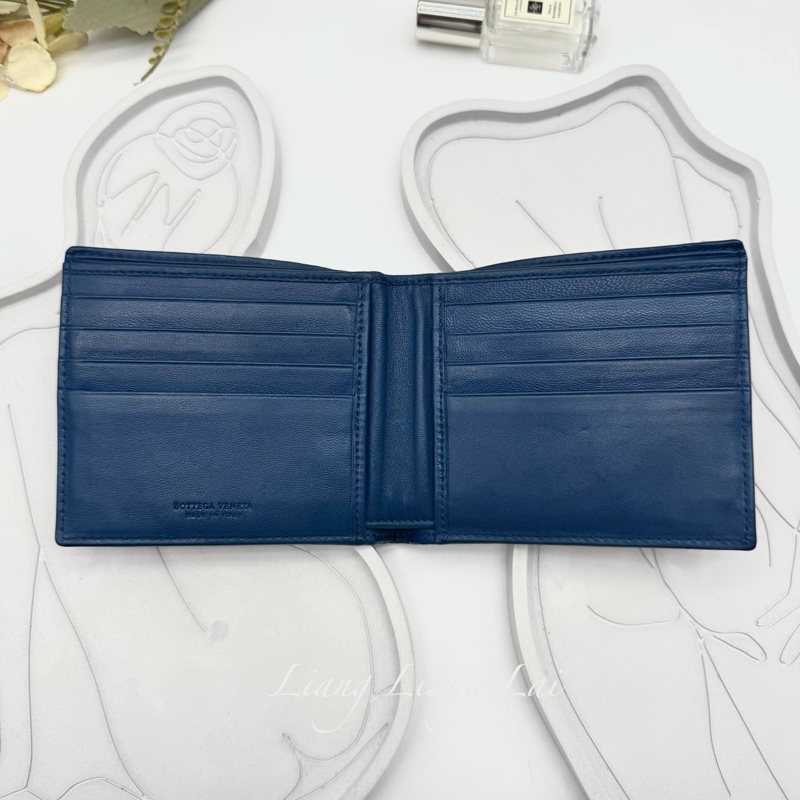 BOTTEGA VENETA BV經典編織小羊皮咖啡色撞色短夾-6