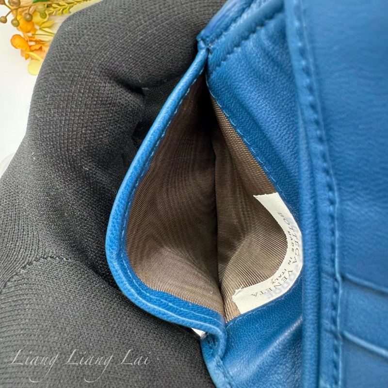 BOTTEGA VENETA BV經典編織小羊皮咖啡色撞色短夾-12