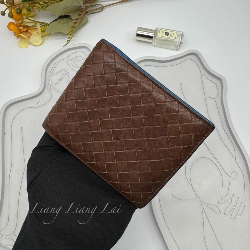 BOTTEGA VENETA BV經典編織小羊皮咖啡色撞色短夾-14