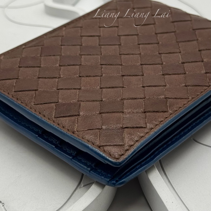 BOTTEGA VENETA BV經典編織小羊皮咖啡色撞色短夾-23