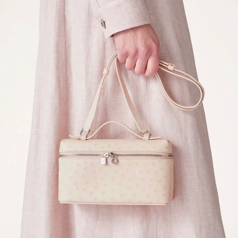 【全新 ✨ 全網最低價！】Loro piana 19  鴕鳥皮 櫻花粉色 飯盒包 斜挎包（下單前先詢問庫存❗️）