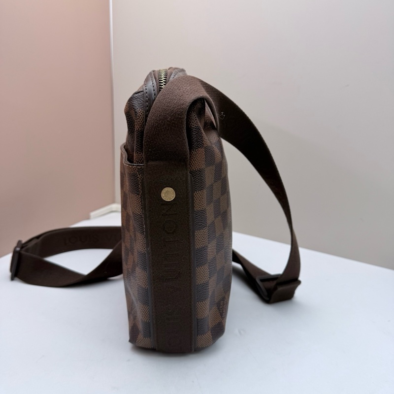 Louis Vuitton路易威登 棕棋盤格男士單肩斜挎包 豆腐包  11年編碼 底長20cm-3