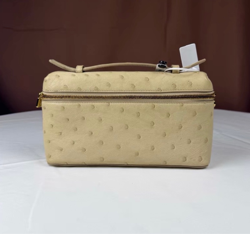 【全新 ✨ 全網最低價！】Loro piana 19  鴕鳥皮 米黃色 飯盒包 斜挎包（下單前先詢問庫存❗️）-2