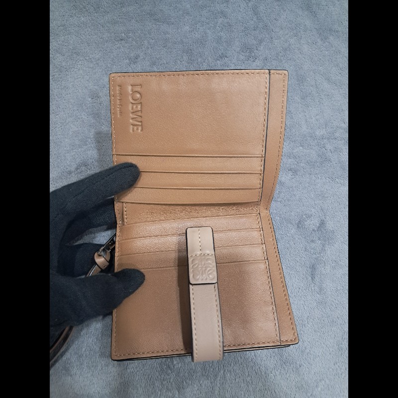 LOEWE 短夾-1
