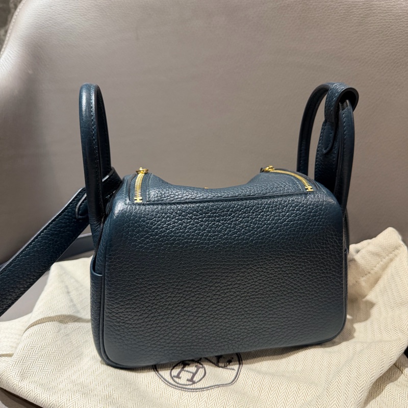 Hermes mini Lindy 一代 松柏綠金釦-1